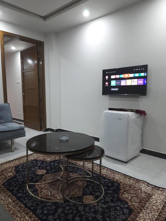 Northern Suites Bahria Town Равалпинди Екстериор снимка
