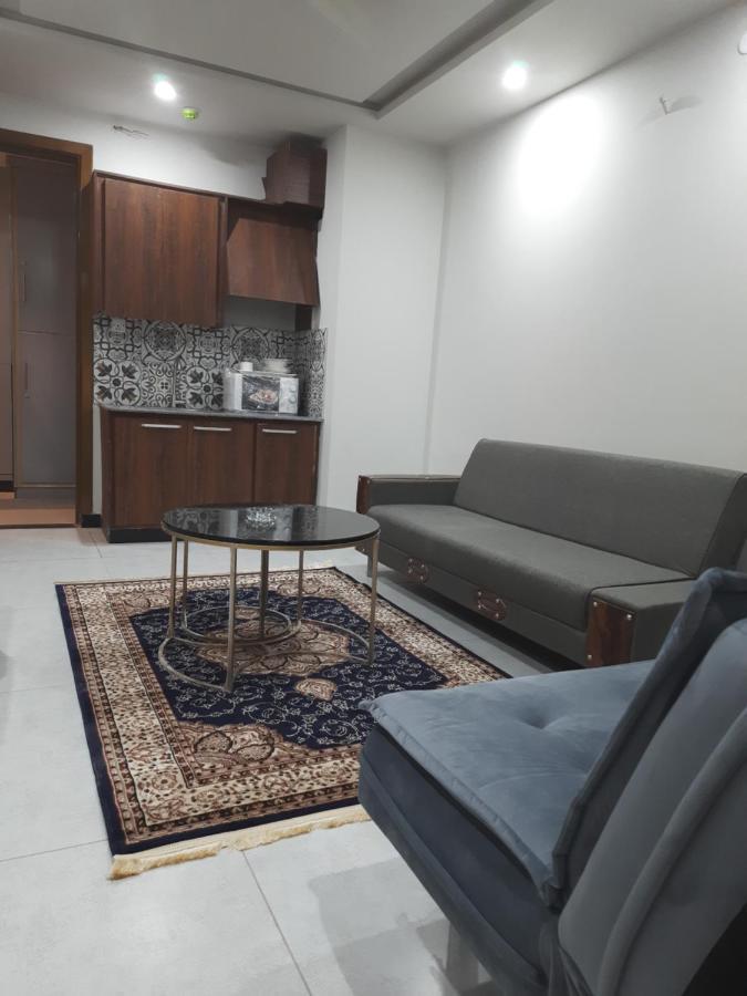 Northern Suites Bahria Town Равалпинди Екстериор снимка
