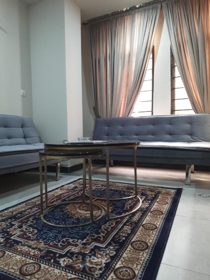 Northern Suites Bahria Town Равалпинди Екстериор снимка
