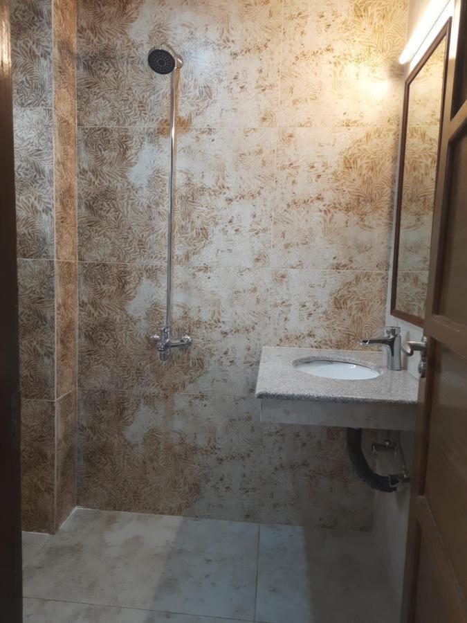 Northern Suites Bahria Town Равалпинди Екстериор снимка