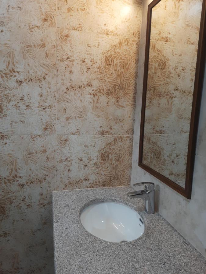 Northern Suites Bahria Town Равалпинди Екстериор снимка