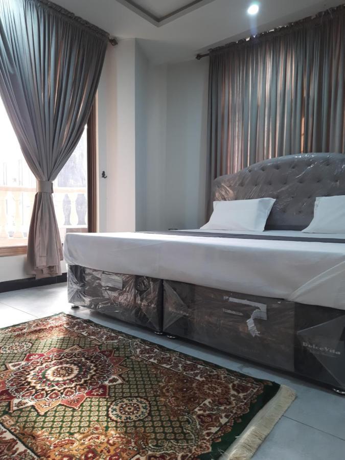 Northern Suites Bahria Town Равалпинди Екстериор снимка