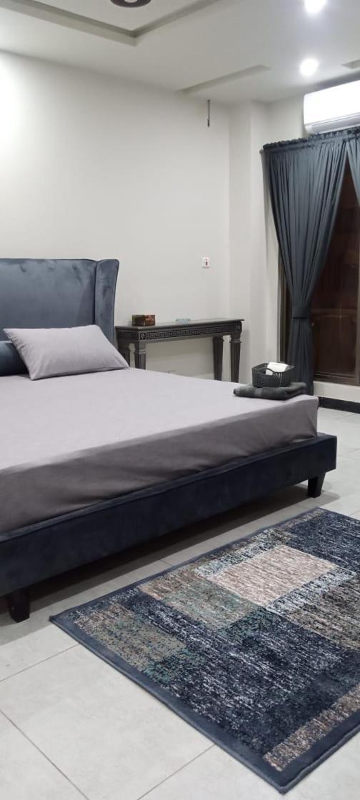 Northern Suites Bahria Town Равалпинди Екстериор снимка