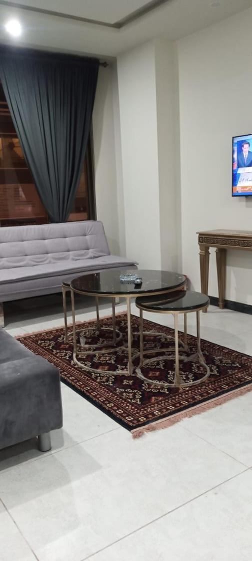 Northern Suites Bahria Town Равалпинди Екстериор снимка